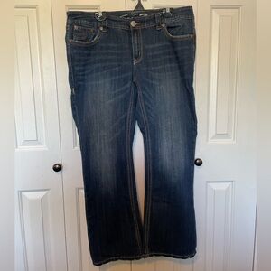 Seven7 Women’s Luxe Bootcut Jeans - 18